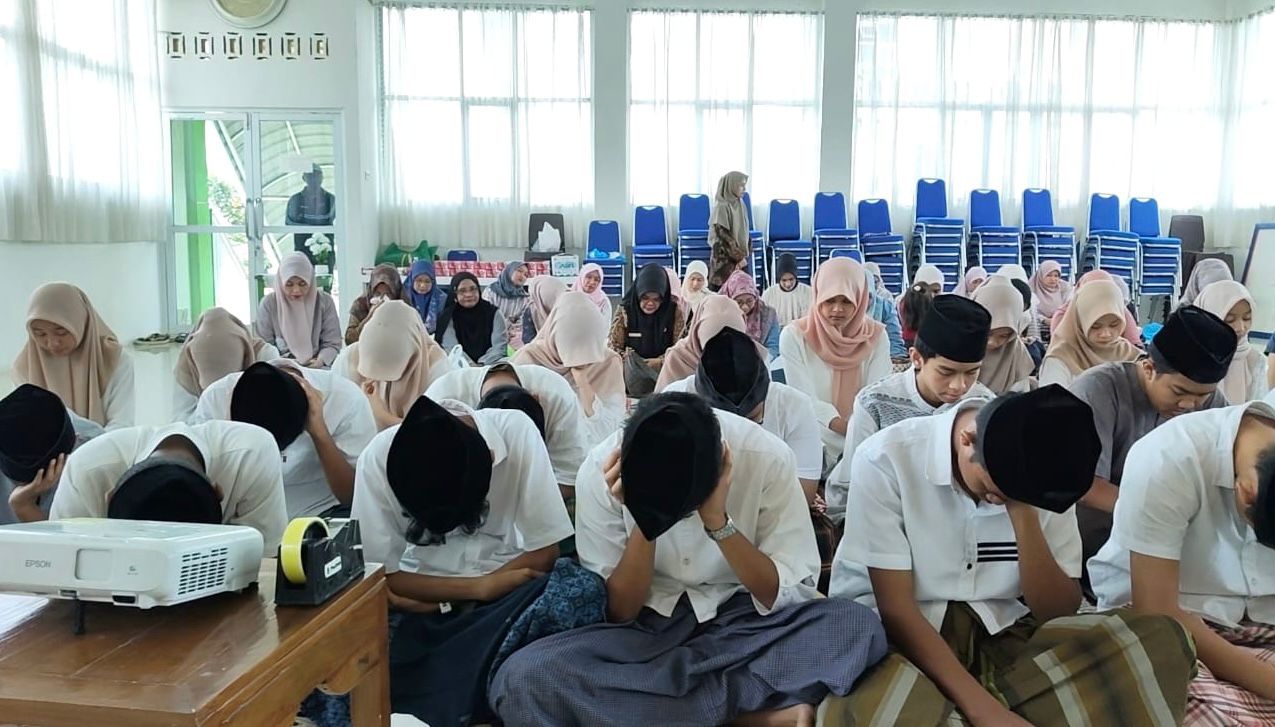 Muhasabah SMPIA 39 Bukittinggi foto 2